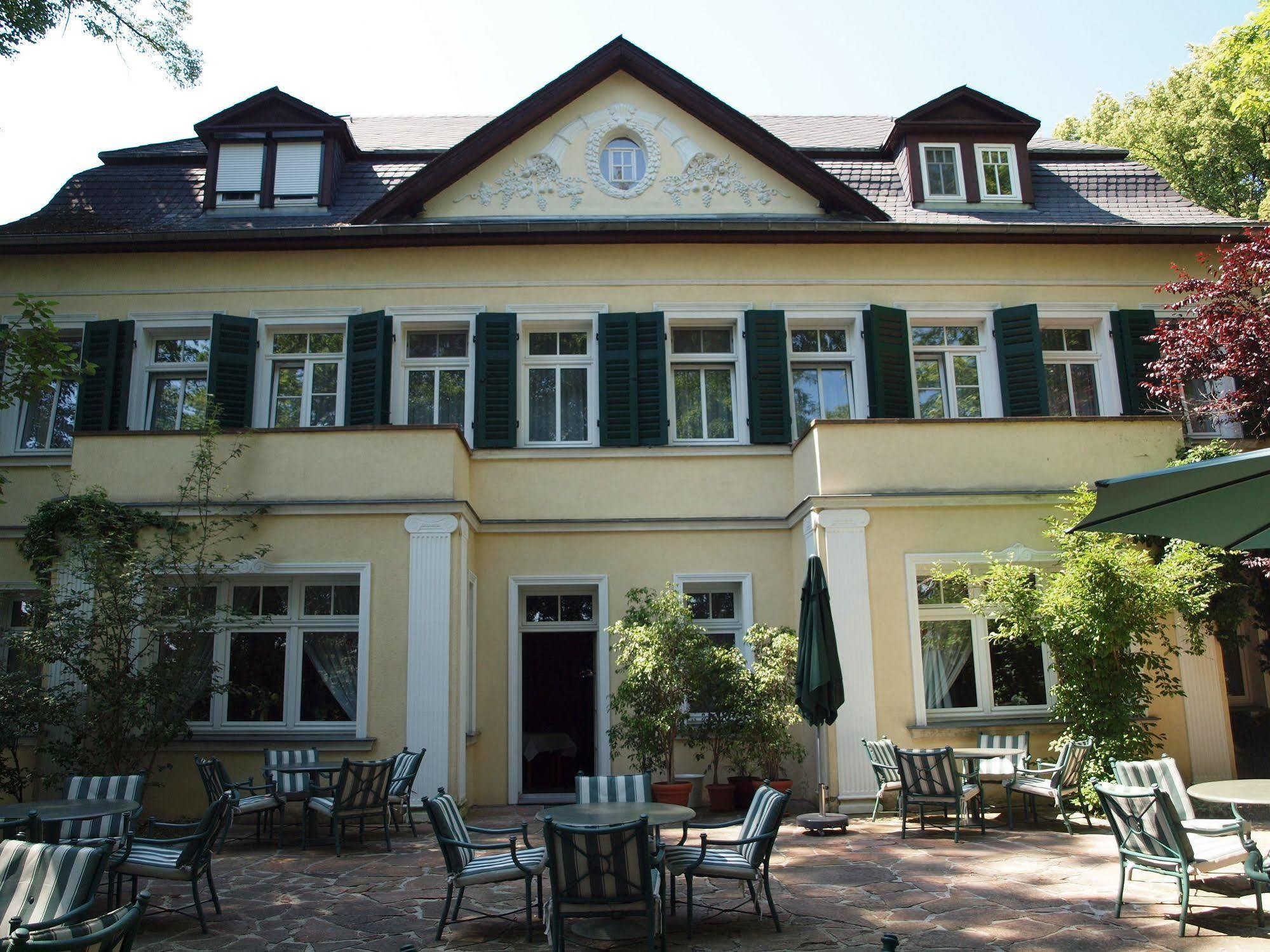 Hotel&Restaurant Bellevue Schmölln Exterior foto